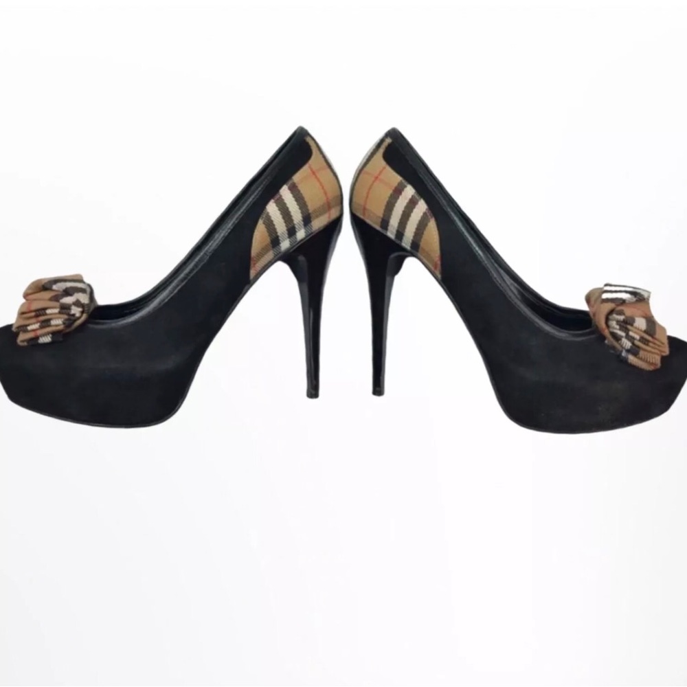 Burberry Women's Black Vintage Classy Check Pumps high heels Leather - Picture 3 of 12